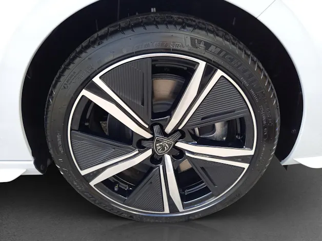Peugeot 308 1.6 PHEV 180 GT