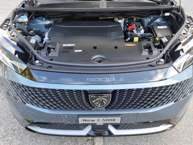 Peugeot 5008 e-GT 73kWh