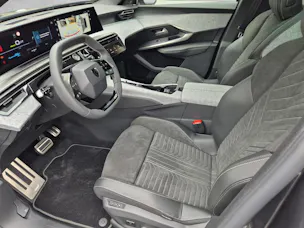 Peugeot 3008 e-Launch Edition AWD 73kWh