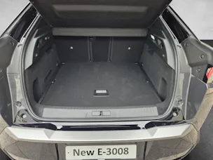 Peugeot 3008 e-Launch Edition AWD 73kWh