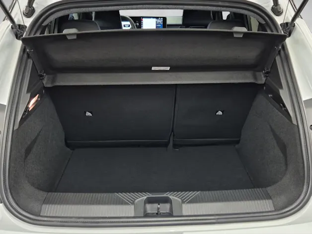 Nissan Micra Evolve 52kWh