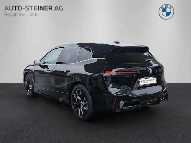 BMW iX xDrive45 M Sport