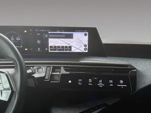 PEUGEOT 3008 1.2 Hybrid Allure