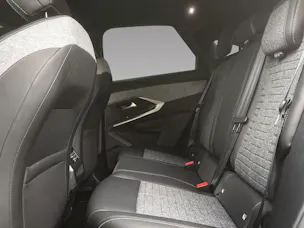 PEUGEOT 3008 1.2 Hybrid Allure