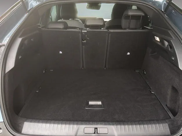 PEUGEOT 3008 1.2 Hybrid Allure