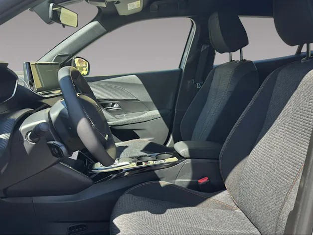 Peugeot 2008 e-Style 156 PS