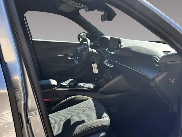 Peugeot 2008 e-Style 156 PS