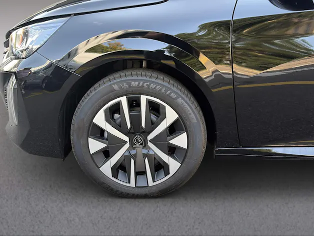 Peugeot 208 1.2 Hybrid Style