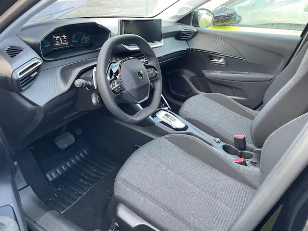Peugeot 208 1.2 Hybrid Style