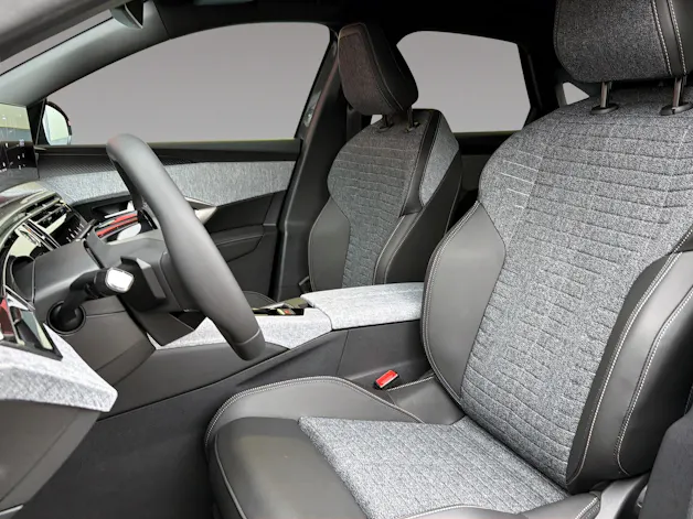 Peugeot 3008 1.2 Hybrid Allure Premium