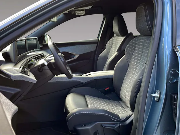 Peugeot 5008 1.2 Hybrid Allure
