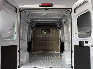 Peugeot Boxer Kaw. 335 L2H2 2.2 BlueHDi 140 S/S