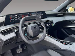 Peugeot 5008 1.2 Hybrid Allure Premium
