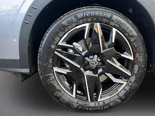 Peugeot 5008 1.2 Hybrid Allure Premium