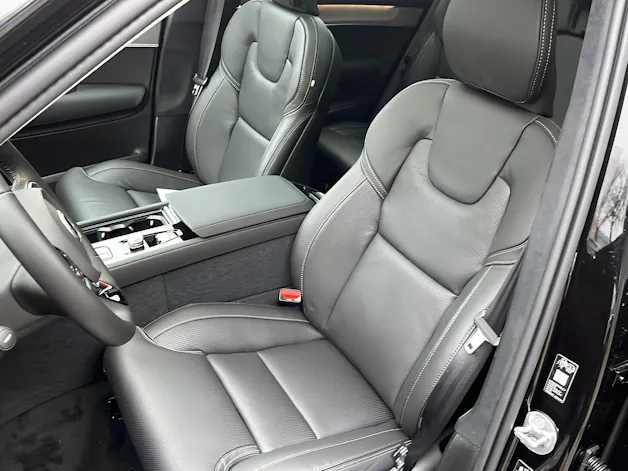 Volvo XC90 XCLUSIVE 2.0 T8 TE Ultra Dark eAWD XCLUSIVE