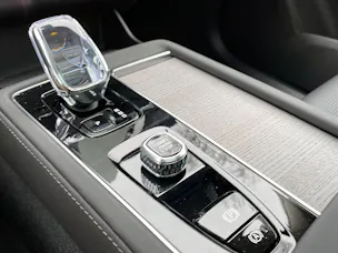 Volvo XC90 XCLUSIVE 2.0 T8 TE Ultra Dark eAWD XCLUSIVE