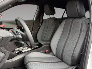 Peugeot 2008 1.2 Hybrid 145 Allure Premium
