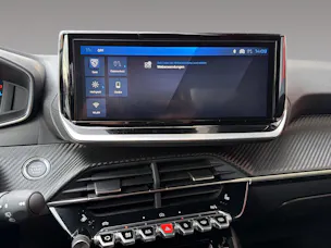 Peugeot 2008 1.2 Hybrid 145 Allure Premium