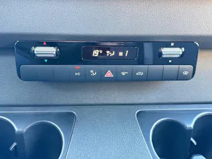 Mercedes-Benz Sprinter 319 CDI PRO CH L 4x2