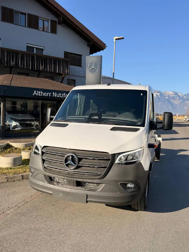 Mercedes-Benz Sprinter 319 CDI PRO CH L 4x2
