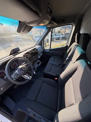 Mercedes-Benz Sprinter 319 CDI PRO CH L 4x2