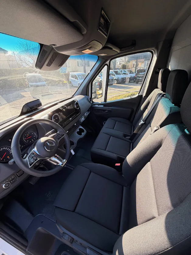 Mercedes-Benz Sprinter 319 CDI PRO CH L 4x2