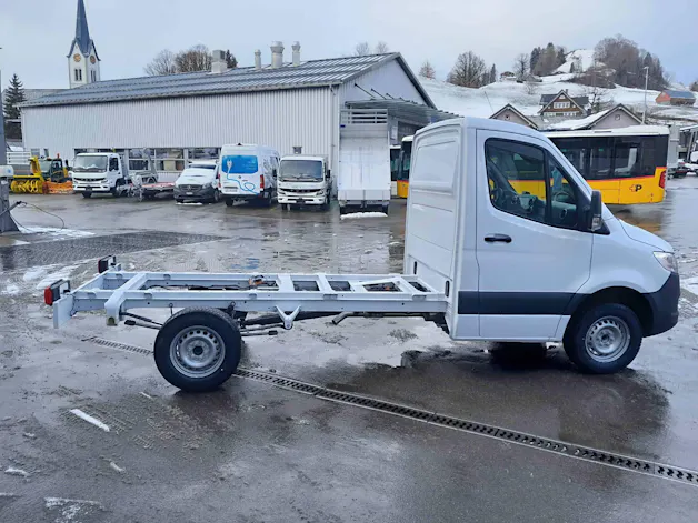 Mercedes-Benz Sprinter 317 CDI PRO CH S 4x2