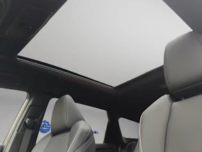 https://vehicle.imgix.net/4180570/a9a8a73d-4330-466f-8ff5-782bf6b74eae.jpg
