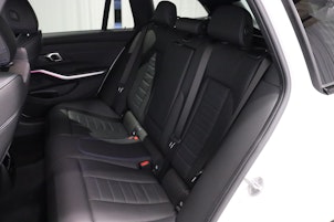 Vehicle image BMW 320d xDrive SAG Touring