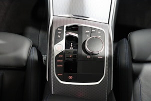 Vehicle image BMW 320d xDrive SAG Touring