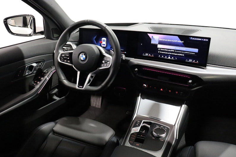 Vehicle image BMW 3 SERIES