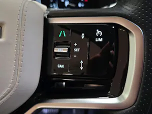 Land Rover Range Rover Velar 2.0 T R-Dynamic HSE