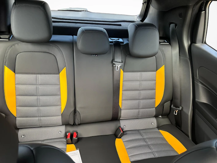 Fahrzeugbild JEEP AVENGER