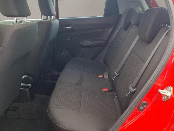 Vehicle image 9 Vehicle image 9