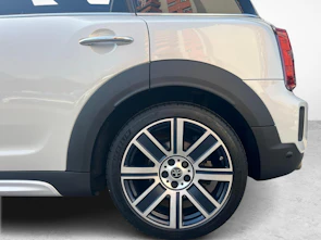 Fahrzeugbild MINI Cooper SE ALL4 Countryman