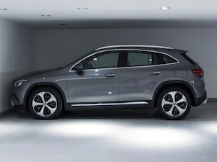 Mercedes-Benz GLA 250 4MATIC "Swiss Star"