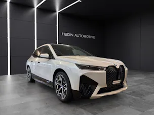 BMW iX xDrive40