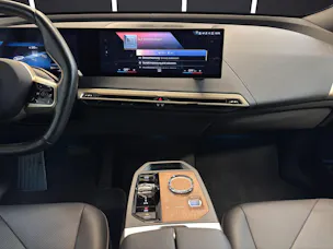 BMW iX xDrive40