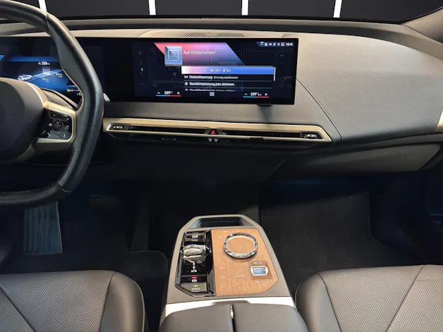 BMW iX xDrive40