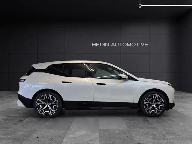 BMW iX xDrive40