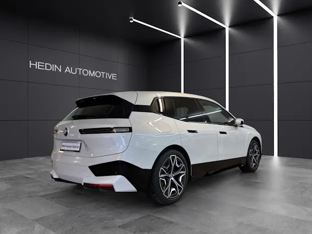BMW iX xDrive40