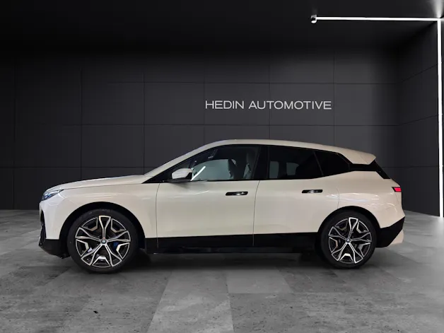 BMW iX xDrive40