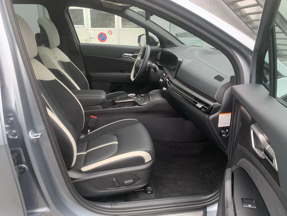 Fahrzeugbild 7 Fahrzeugbild 7