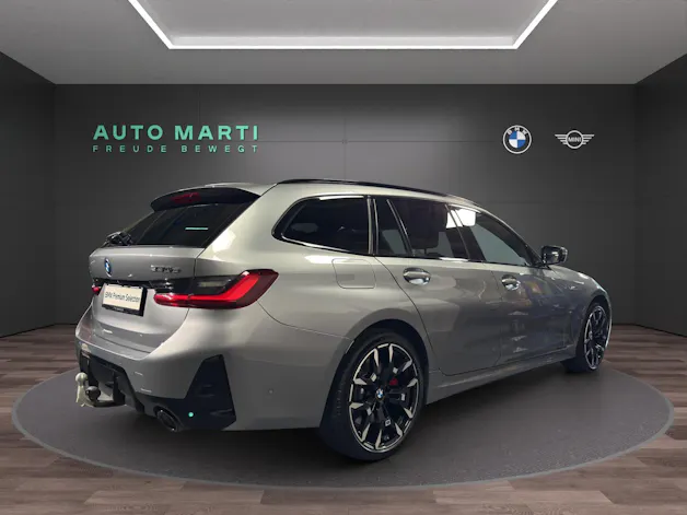 BMW 330e xDrive M Sport Touring M Sport