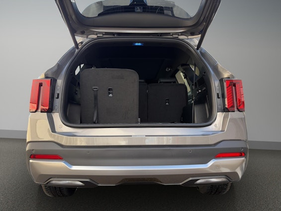 Vehicle image 8 Vehicle image 8