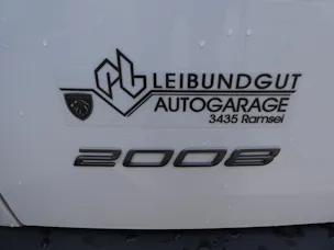 Peugeot 2008 1.2 Hybrid 145 Allure Premium