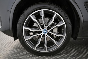 Vehicle image BMW X3 30e xDrive