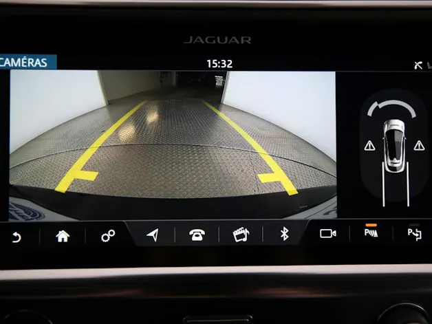 Jaguar I-Pace EV400 HSE AWD