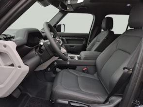 Fahrzeugbild LAND ROVER Defender 110 3.0 D I6 250 S 1.99% Leasing 10'000.- Eintauschprämie