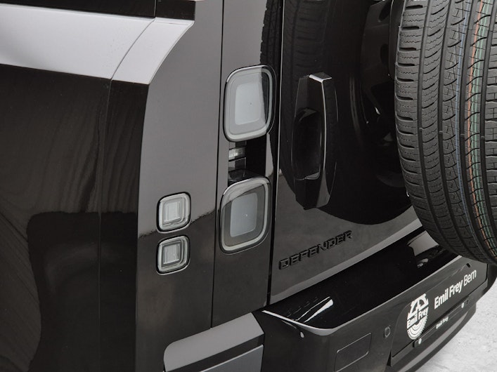 image du véhicule LAND ROVER DEFENDER